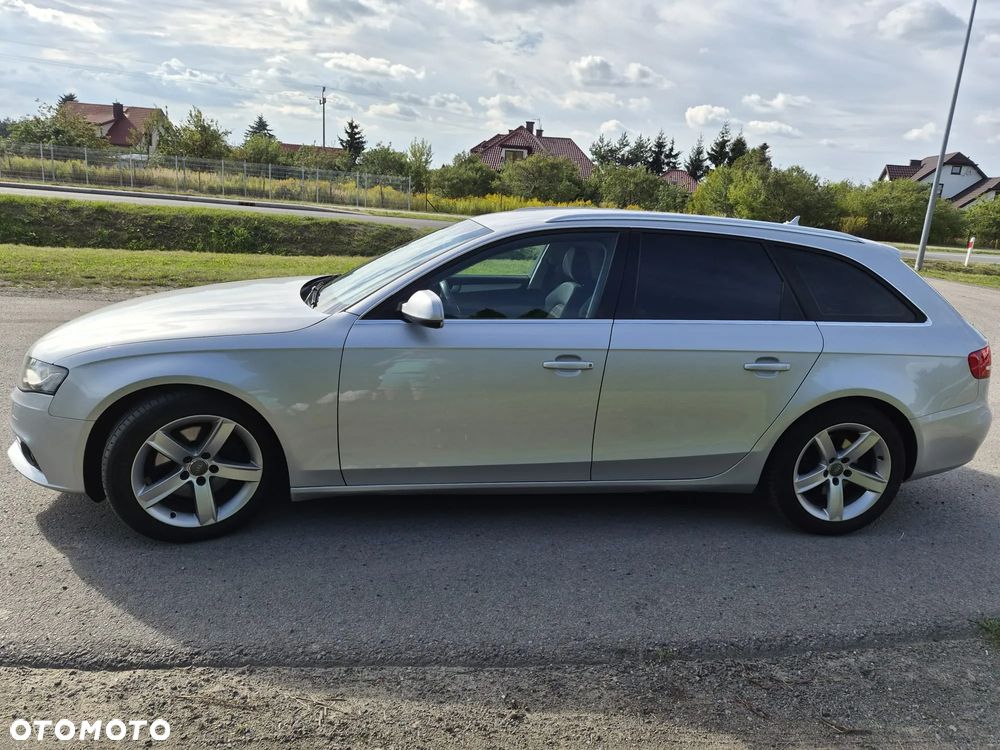 Audi A4 Avant - 4
