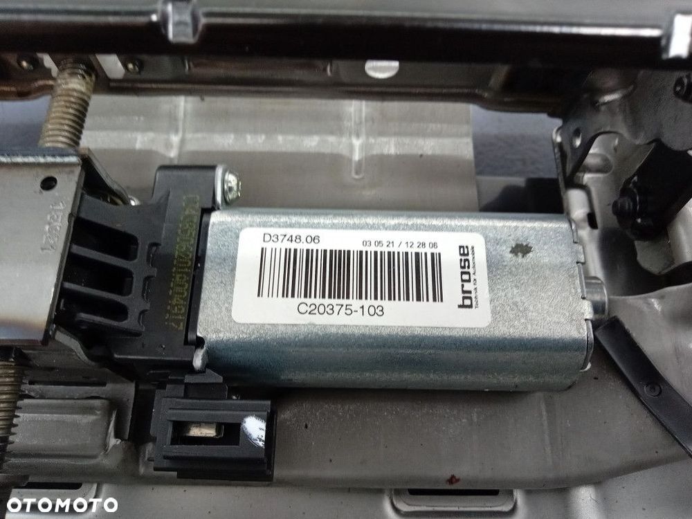 AUDI Q7 II 4M MECHANIZM WYSUWANIA SIEDZISKA FOTELA - 6