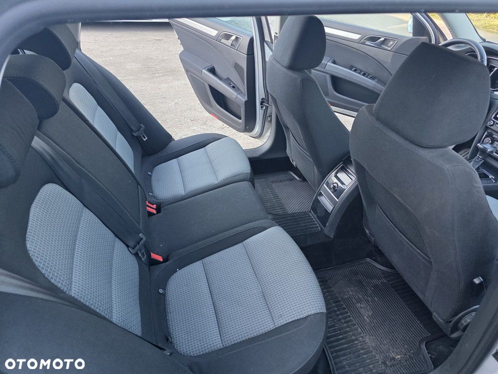 Skoda Superb 1.8 TSI Active DSG - 7
