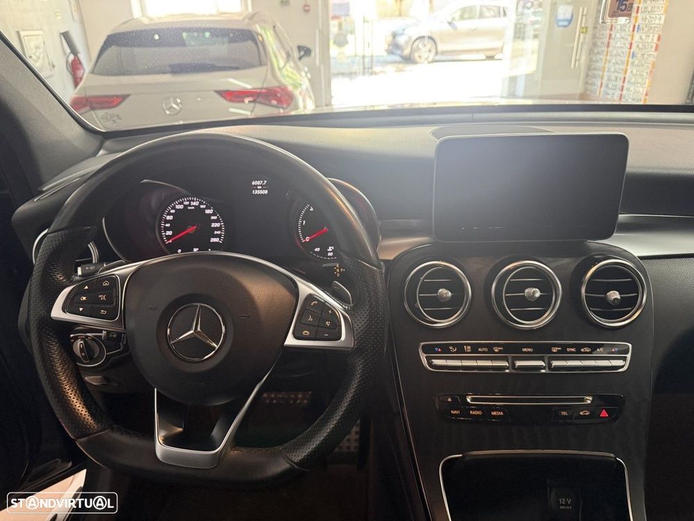 Mercedes-Benz GLC 250 d 4Matic 9G-TRONIC AMG Line - 11