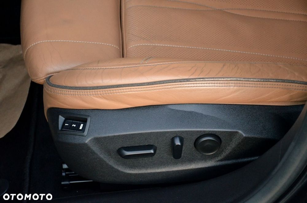 Opel Insignia - 14