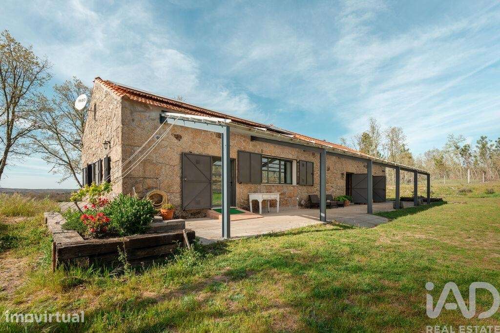 Quinta rural T2 em Sabugal e Aldeia de Santo António de 120 m2 - Grande imagem: 4/30