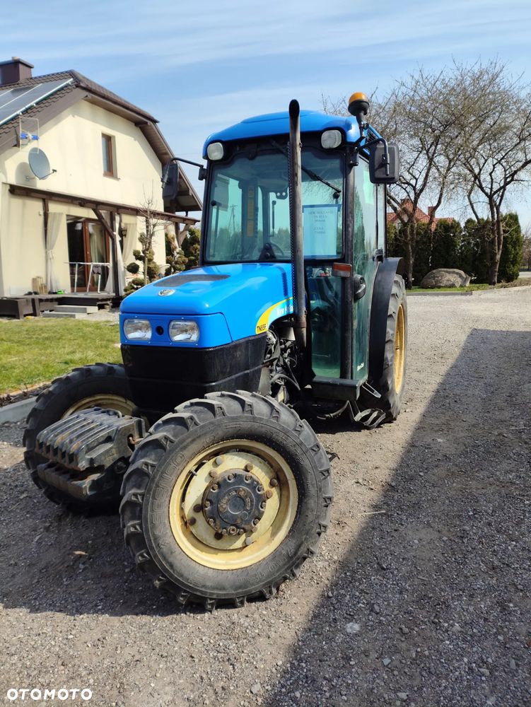 New Holland TN85FA - 1