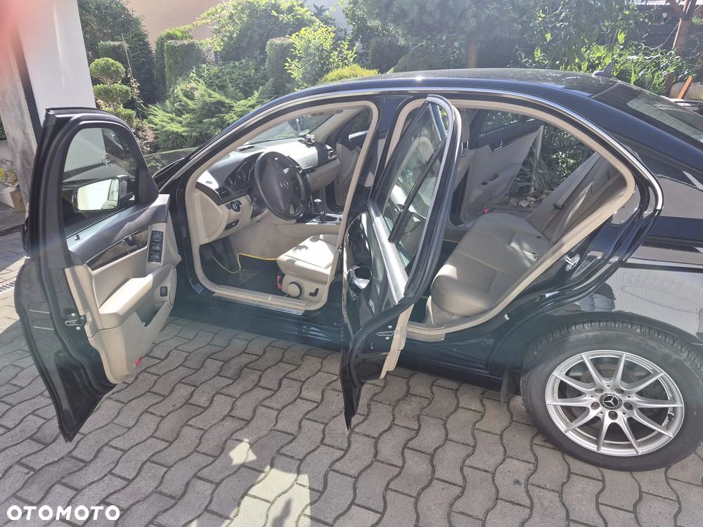 Mercedes-Benz Klasa C 200 Kompressor Elegance - 6