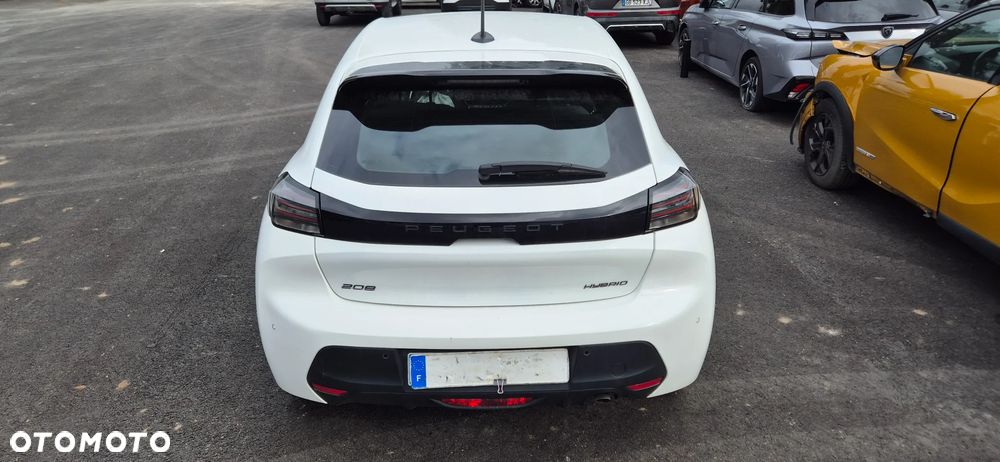 Peugeot 208 - 7