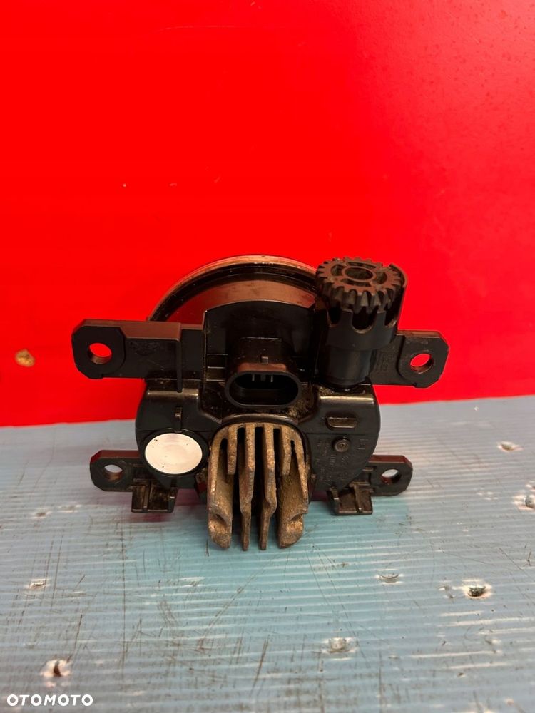 HALOGEN PEUGEOT 3008 90092347 - 3