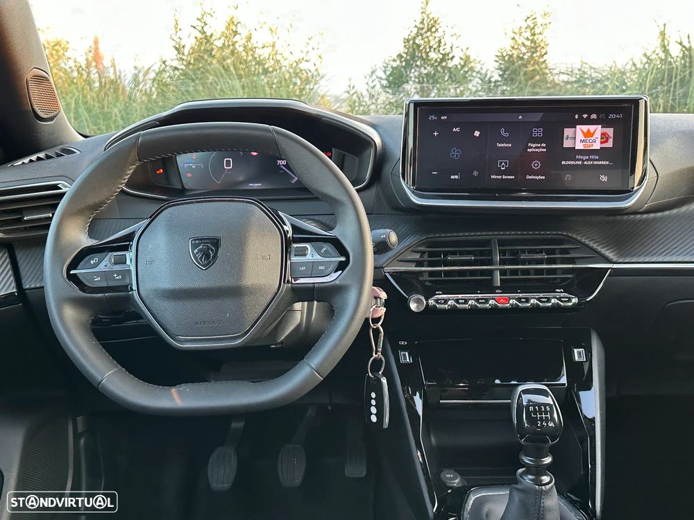 Peugeot 2008 1.2 PureTech Allure Pack - 15