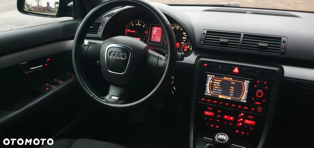 Audi A4 Avant 2.0 TDI DPF - 15