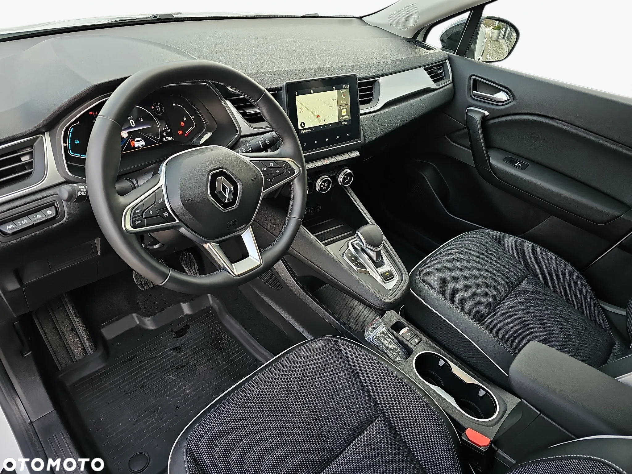 Renault Captur 1.6 E-TECH Full Hybrid 145 Techno - 11