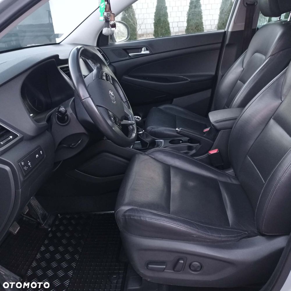 Hyundai Tucson - 12