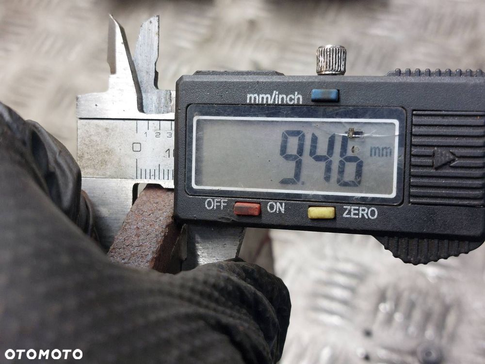 TARCZE HAMULCOWE TYŁ + ZACISKI VOLKSWAGEN PASSAT B5 - 6