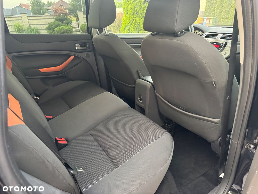 Ford Kuga 2.0 TDCi 4x4 Trend - 11