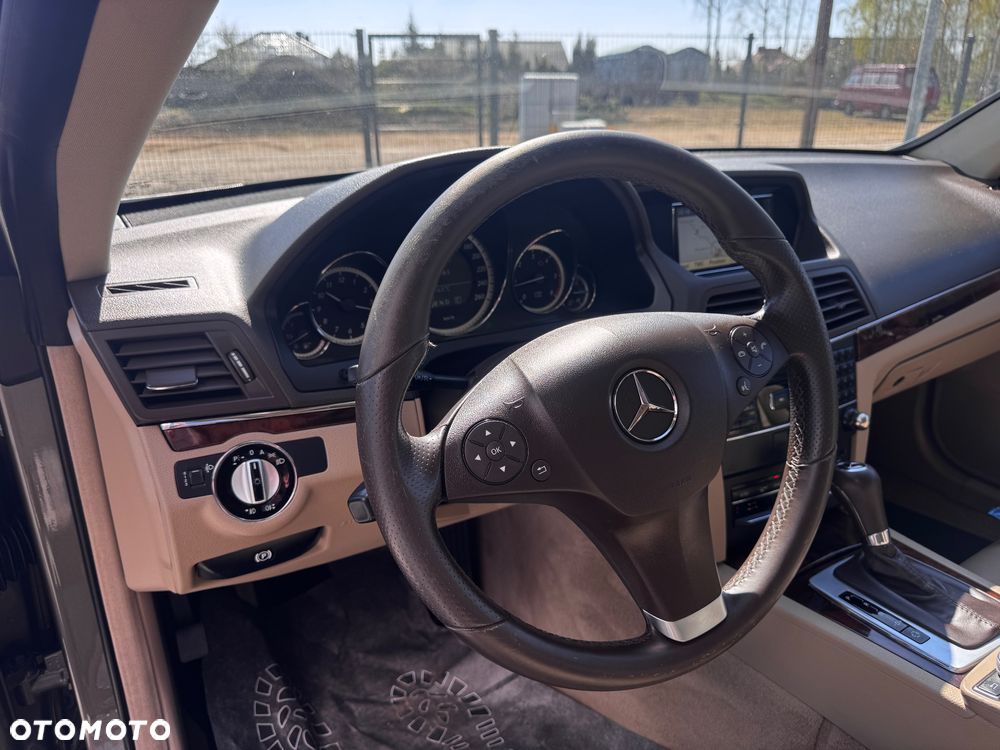Mercedes-Benz Klasa E 250 CDI DPF BlueEFFICIENCY Automatik Avantgarde - 17