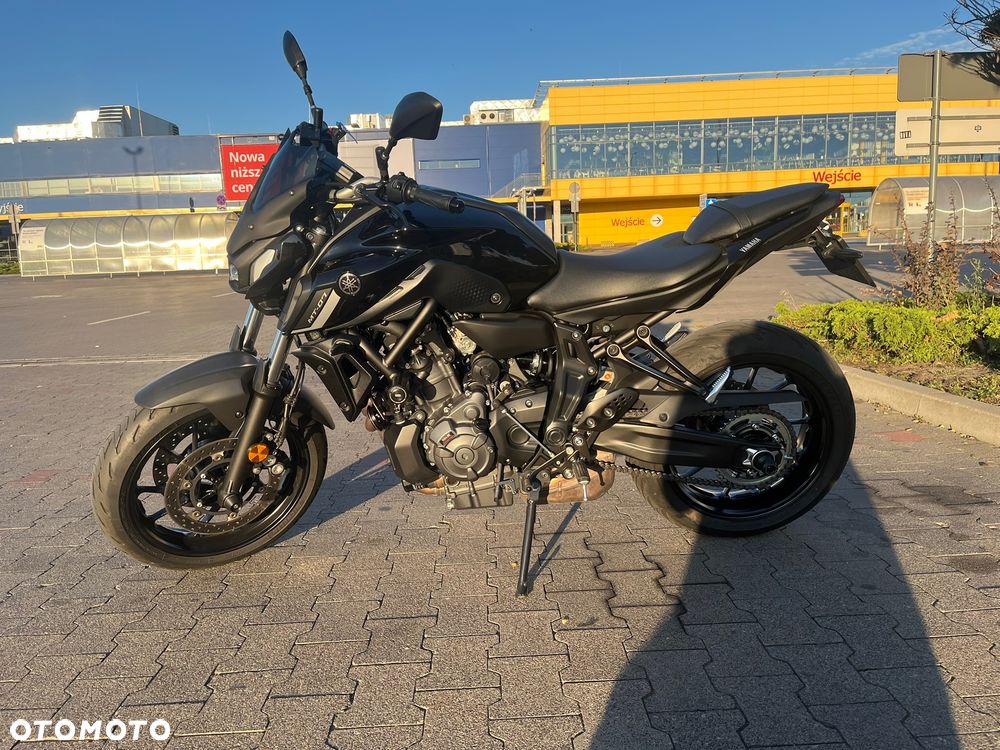 Yamaha MT - 2