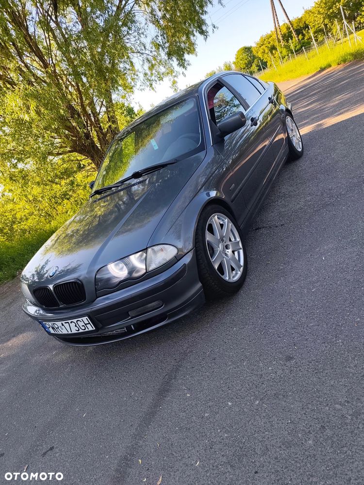 BMW Seria 3 - 1