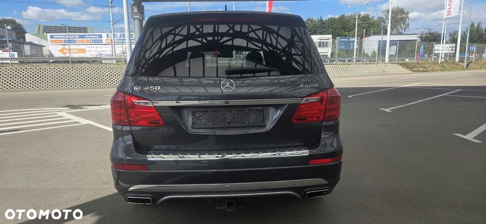 Mercedes-Benz GL - 7