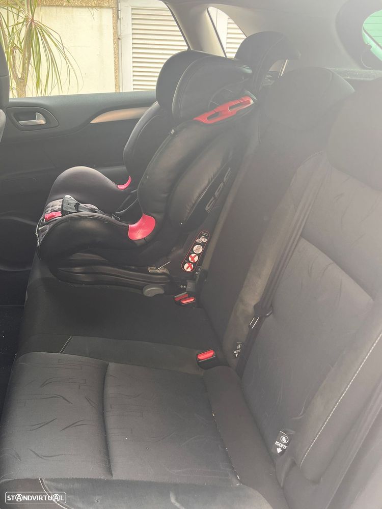 Citroën C4 HDi 90 Attraction - 7