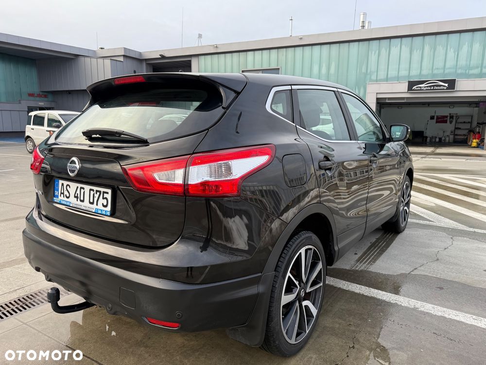 Nissan Qashqai 1.3 DIG-T TEKNA - 32