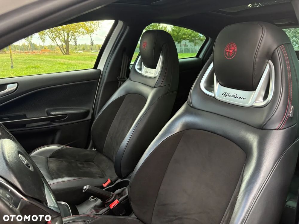 Alfa Romeo Giulietta 1750 TBi Veloce S TCT - 7