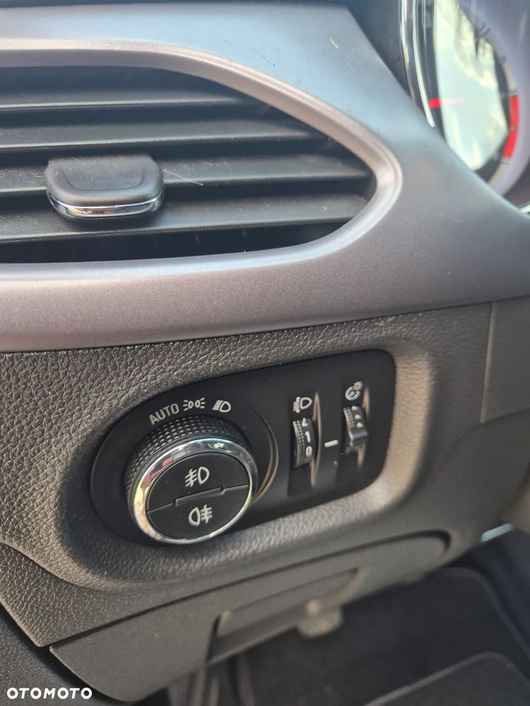 Opel Astra 1.6 D (CDTI) Selection - 19