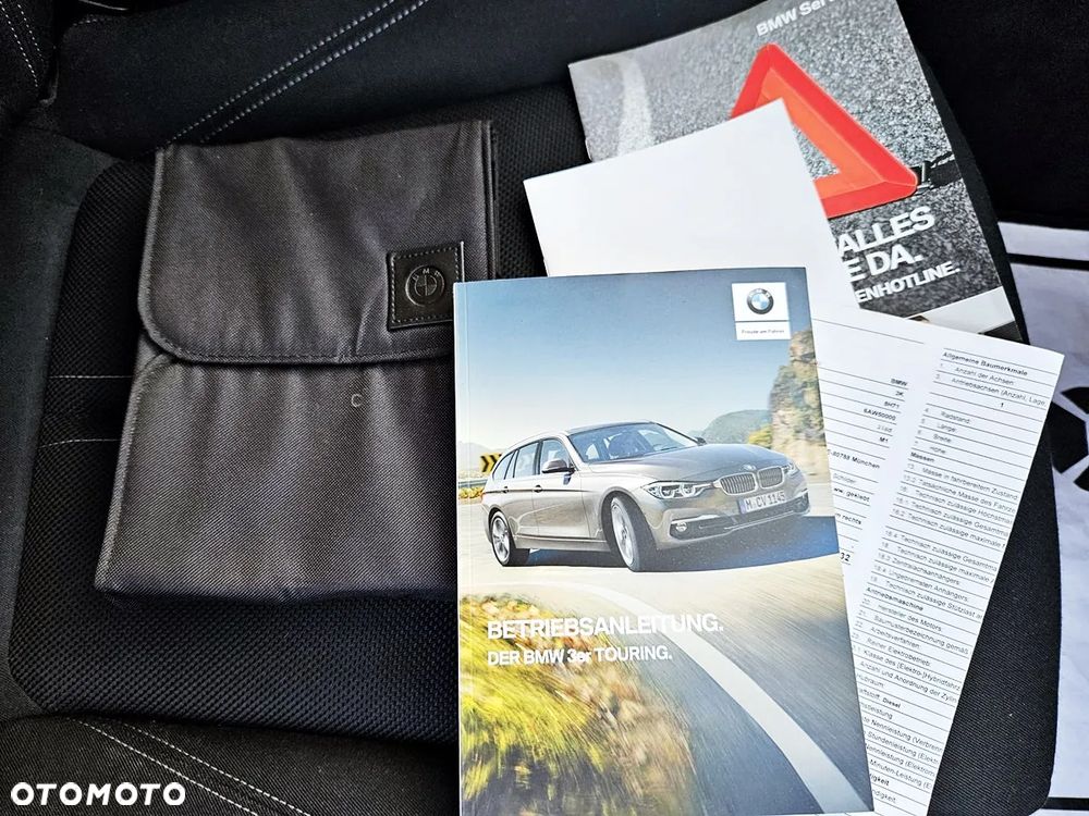 BMW Seria 3 318d Edition Luxury Line Purity - 23