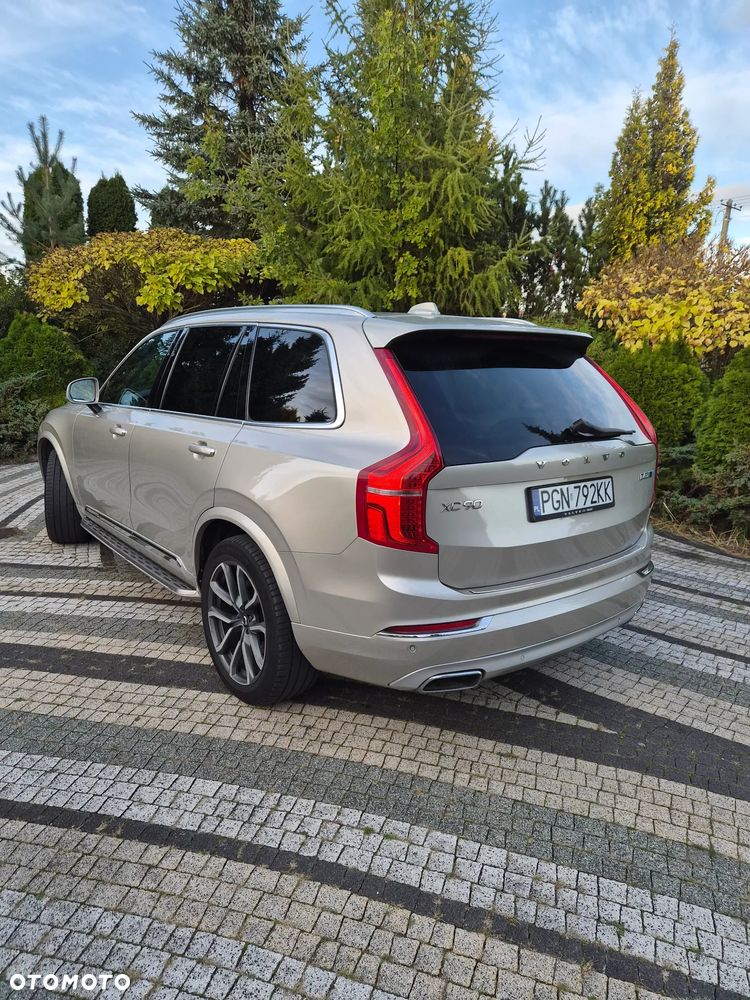 Volvo XC 90 - 3