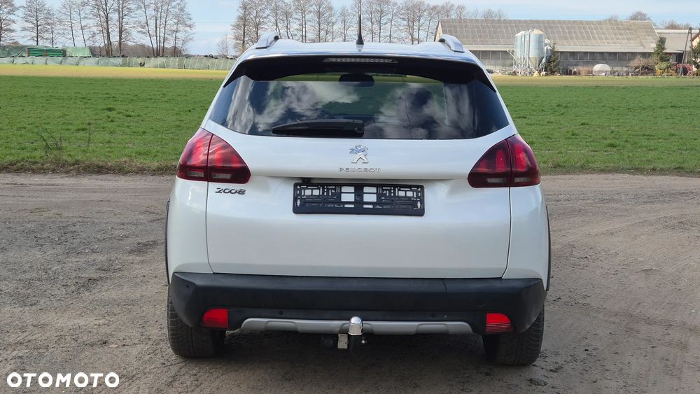 Peugeot 2008 PureTech 110 GPF Stop&Start EAT6 Allure - 6