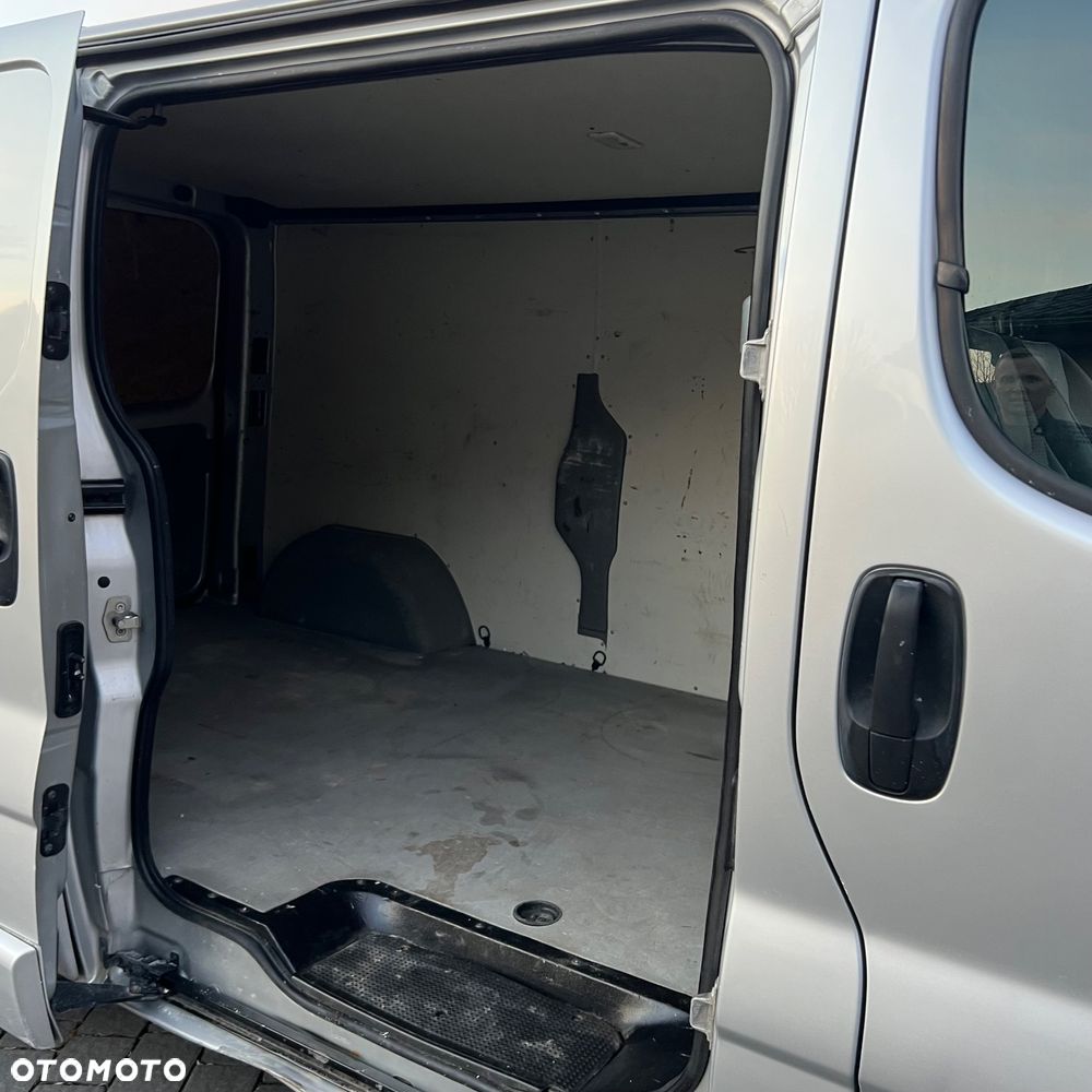 Opel VIVARO - 38