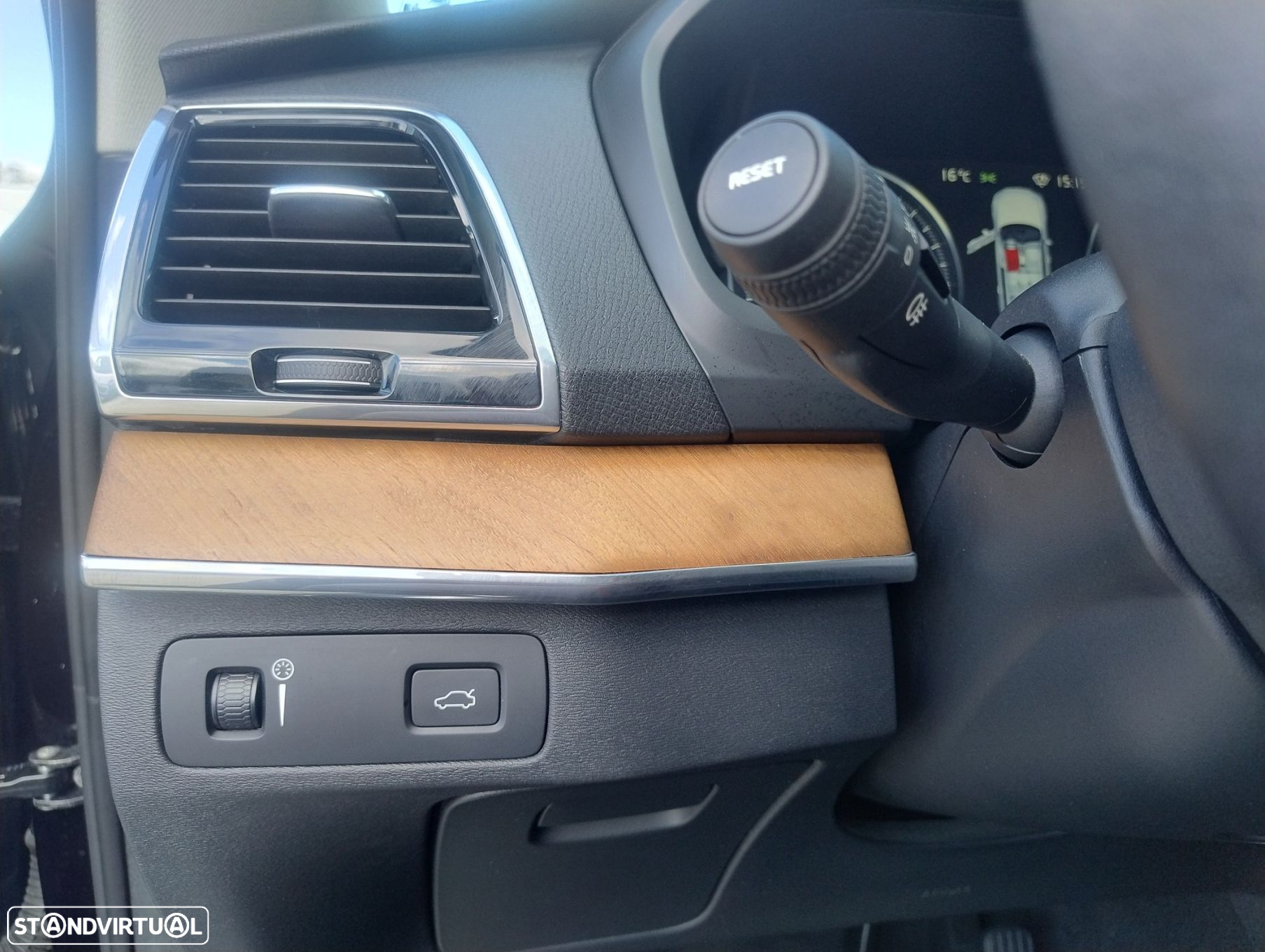Volvo XC 90 2.0 D4 Inscription - 45