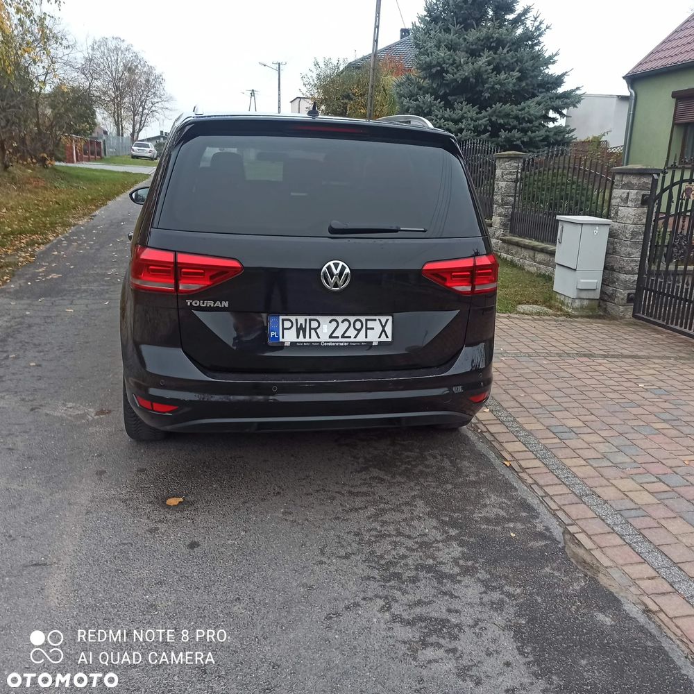 Volkswagen Golf - 6