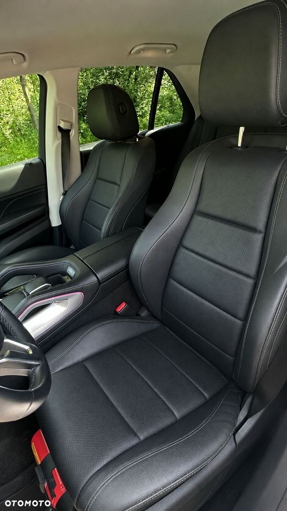 Mercedes-Benz GLE 300 d 4-Matic - 11