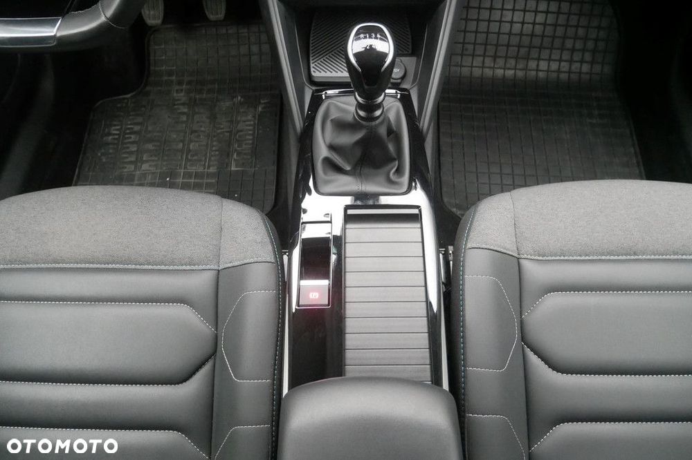 Citroën C4 1.5 BlueHDi Shine S&S - 11