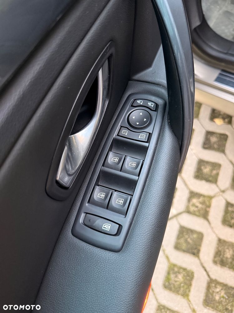 Renault Laguna - 16