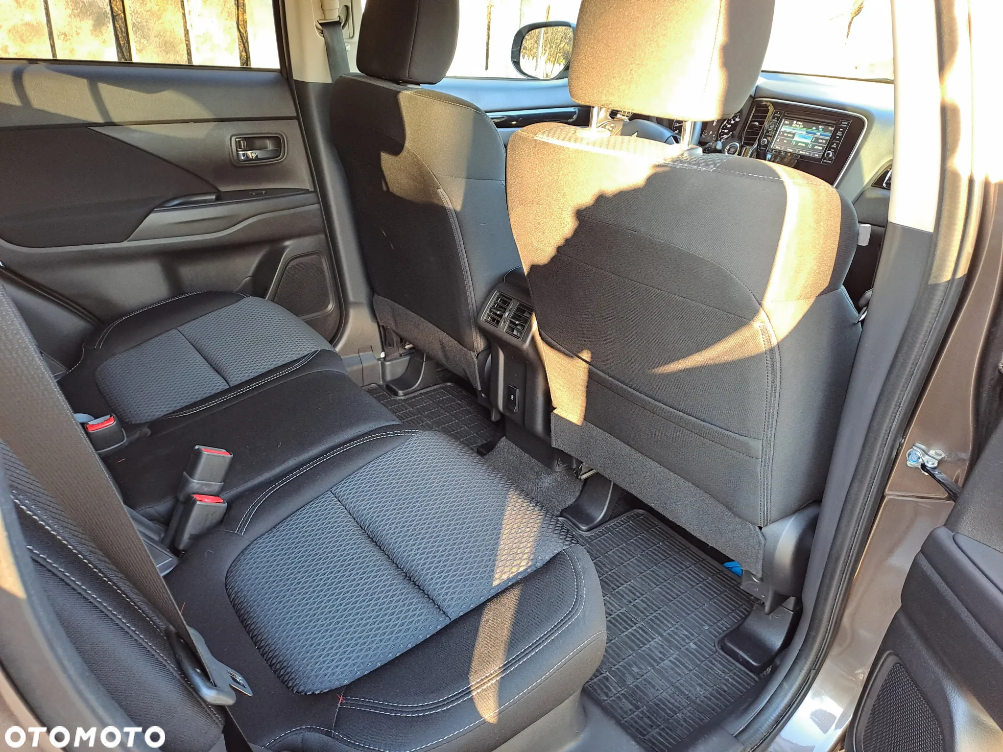 Mitsubishi Outlander 2.0 Intense 4WD CVT - 20
