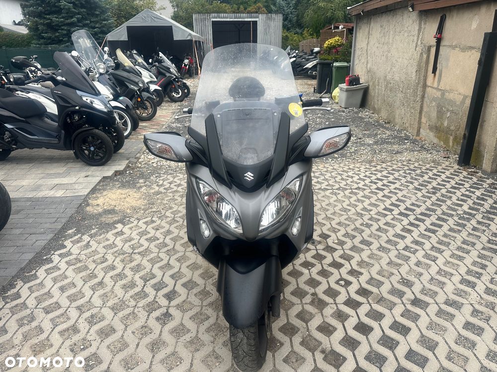 Suzuki Burgman - 3