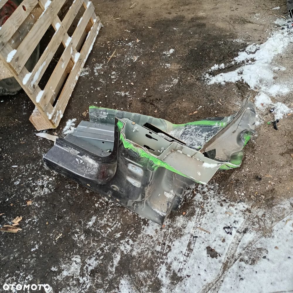 Próg prawy jeep grand Cherokee wk2 - 1