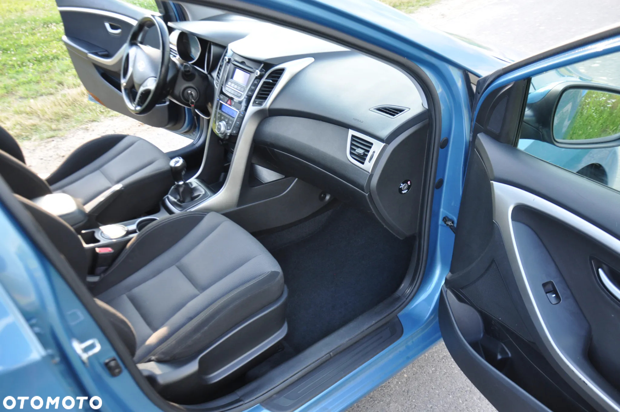Hyundai i30 1.6 CRDi BlueDrive Premium - 17