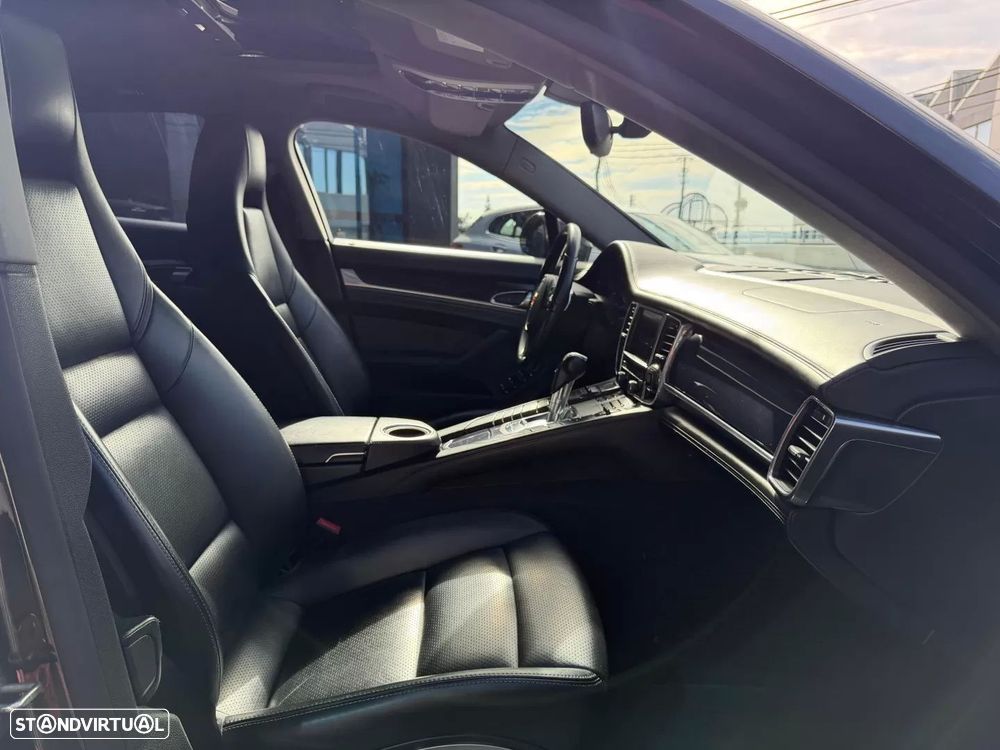 Porsche Panamera Diesel - 21