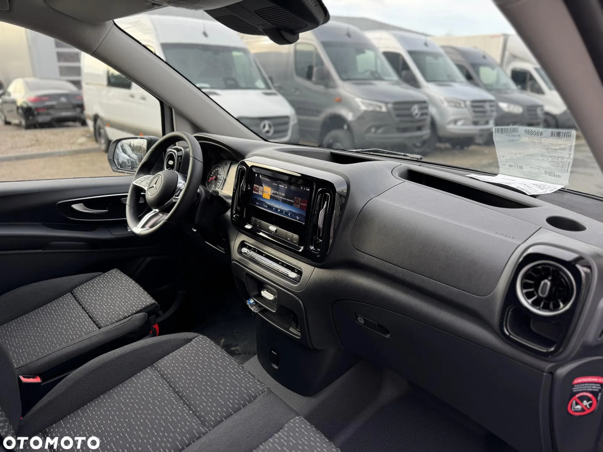 Mercedes-Benz Vito - 11