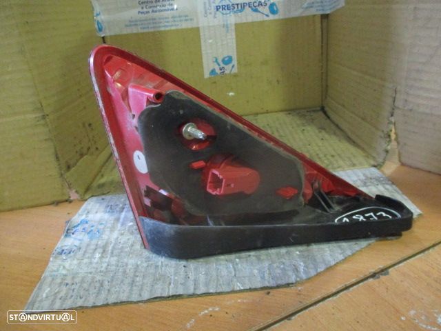 Farol Tras 9683461080 PEUGEOT 3008 2009 5P TE - 1