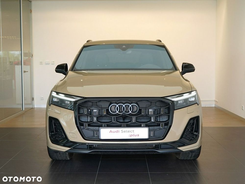 Audi Q7 - 7