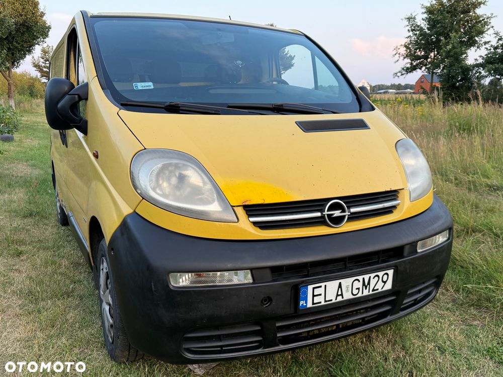 Opel Vivaro - 1