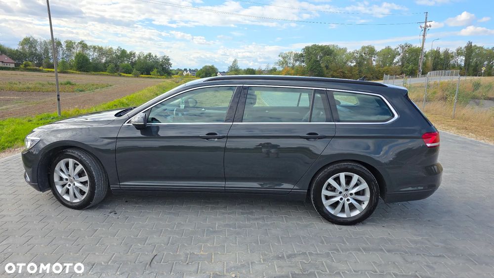 Volkswagen Passat 2.0 TDI SCR Comfortline DSG - 4