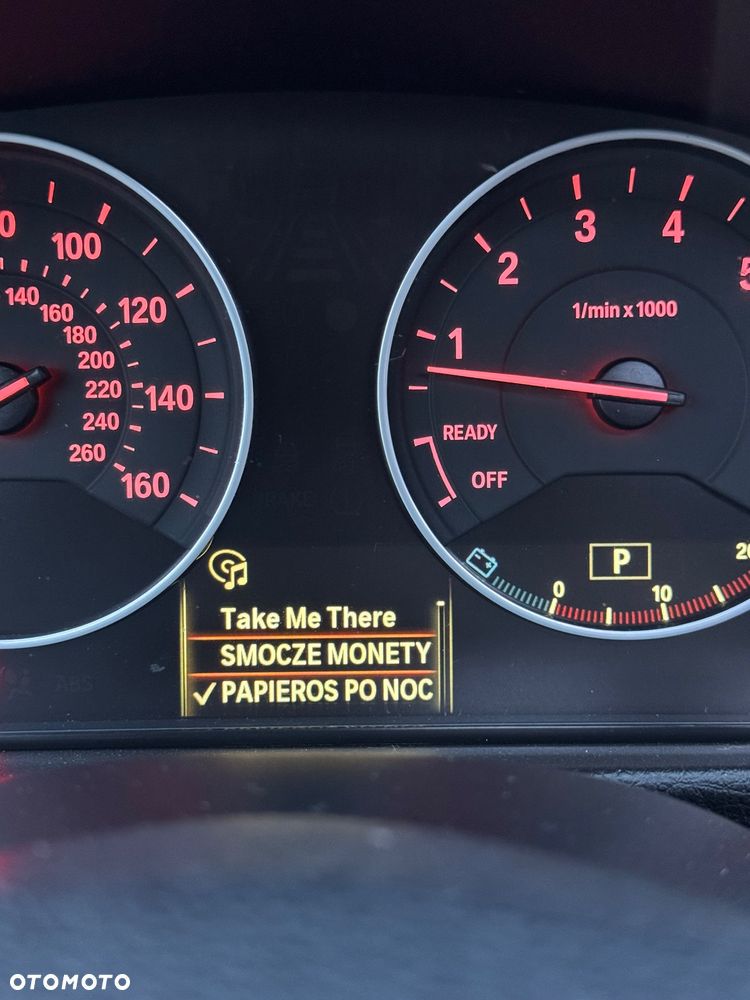 BMW Seria 3 328i xDrive - 29