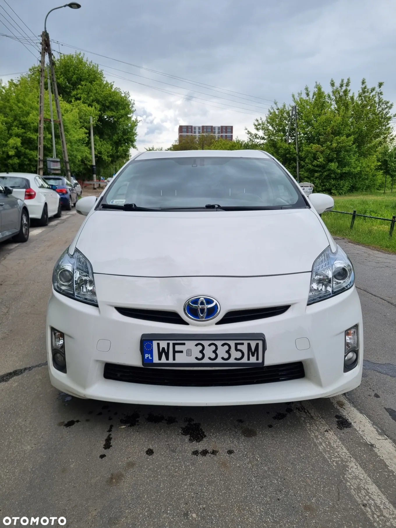 Toyota Prius (Hybrid) - 2