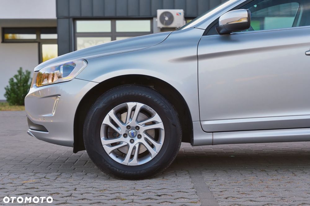 Volvo XC 60 D4 Momentum - 16