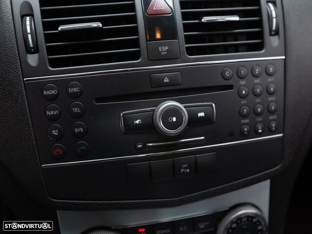 Mercedes-Benz C 320 - 17