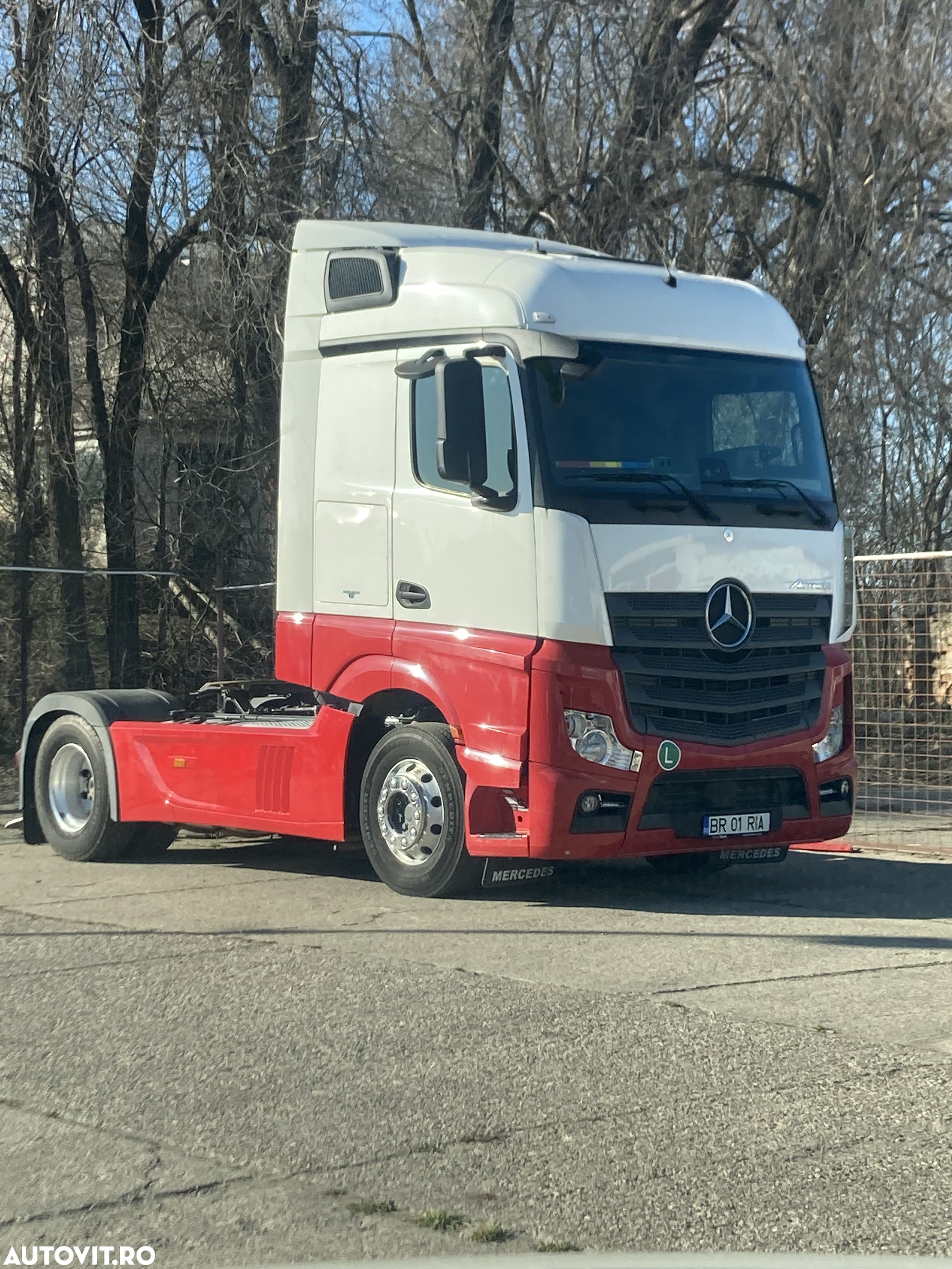 Mercedes-Benz Actros - 1