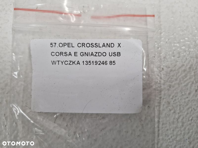 OPEL CROSSLAND X CORSA E GNIAZDO USB WTYCZKA 13519246 - 5