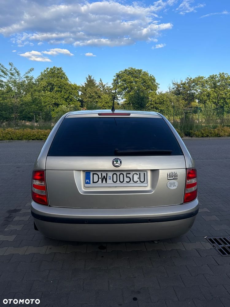 Skoda Fabia 1.4 16V Ambiente - 6